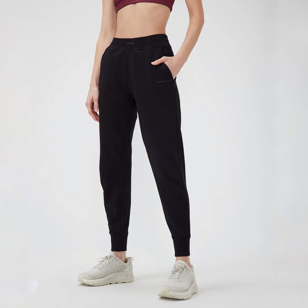Outdoor voices cotton terry joggers / sweatpants • size small